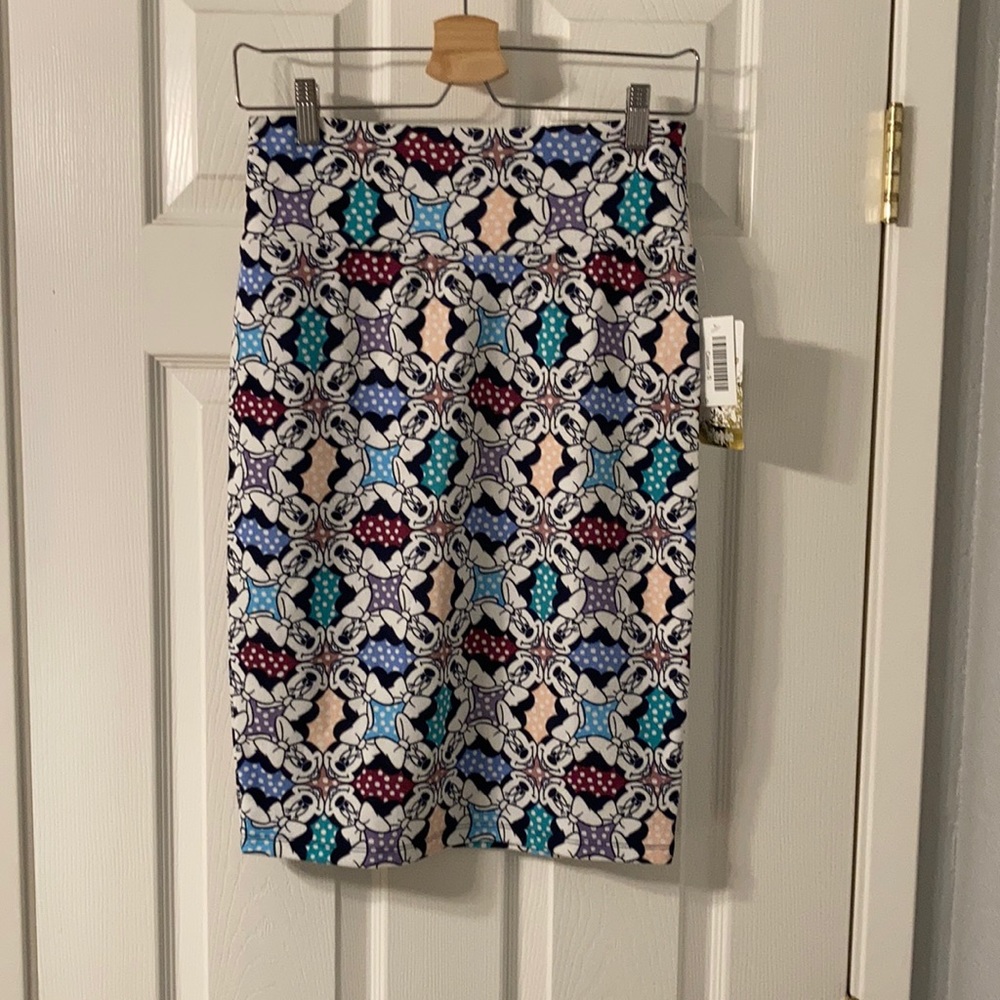 New Disney Minnie Mouse LuLaRoe Cassie Skirt